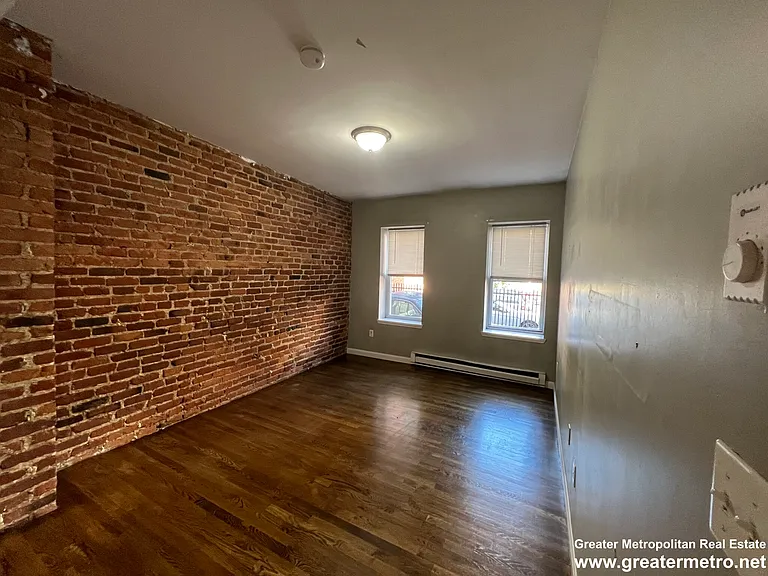 2 Michelangelo St #2 — Photo 20