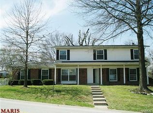 919 Fernview Dr, Saint Louis, MO
