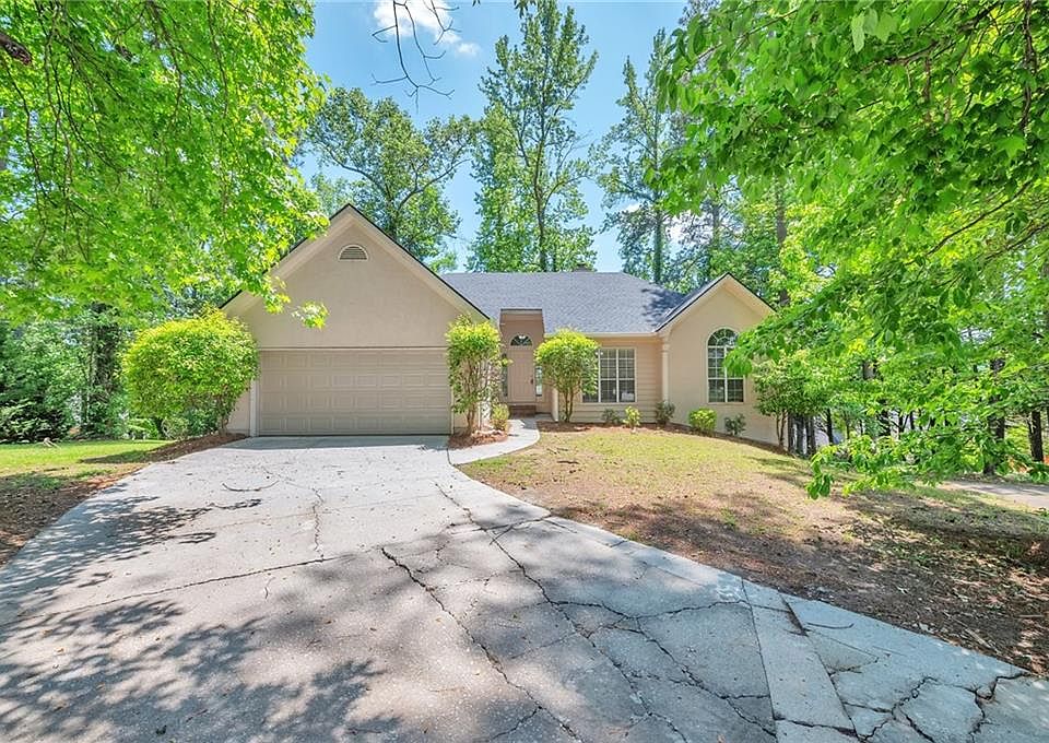 1st image of 616 Lone Oak Ct