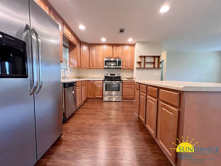 58 N Eden Park Dr — Photo 5