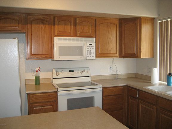 2nd image of 10245 W Country Club Trl