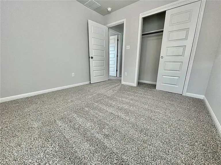 2040 Arendale Dr — Photo 4