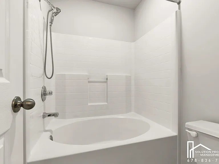 3862 Guilderoy Ln — Photo 2