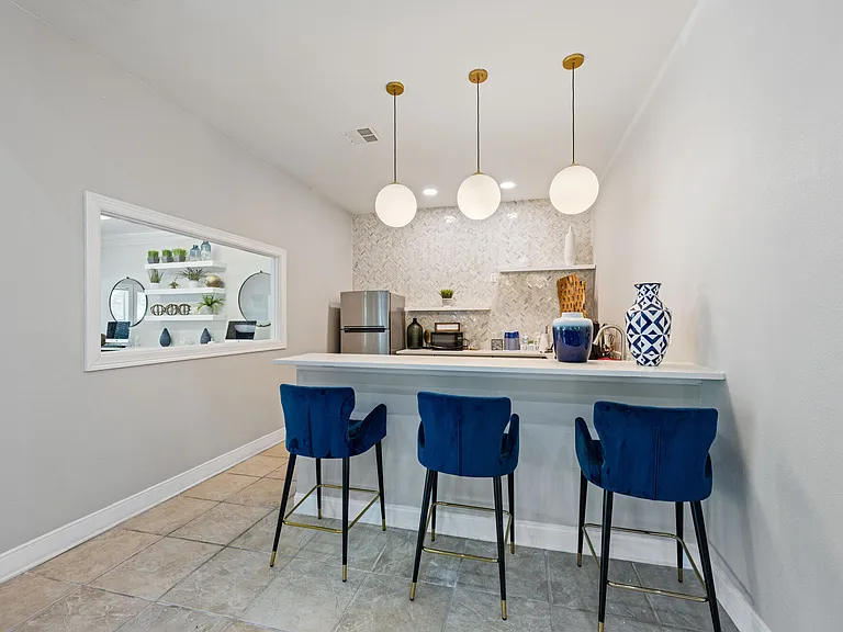 Oak Grove — Photo 13