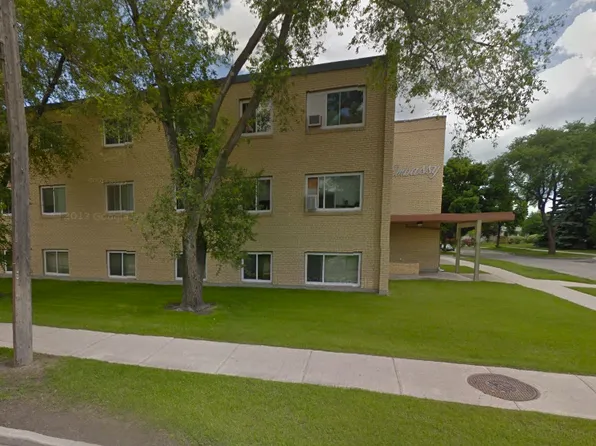755 Watt St #765-8, Winnipeg, MB R2K 2S8