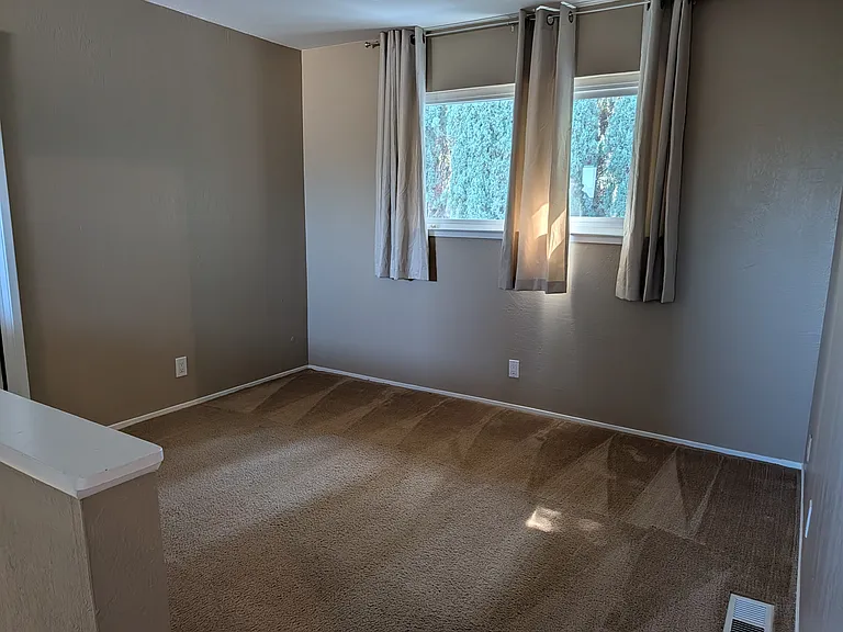 613 Whitehall Cir — Photo 13