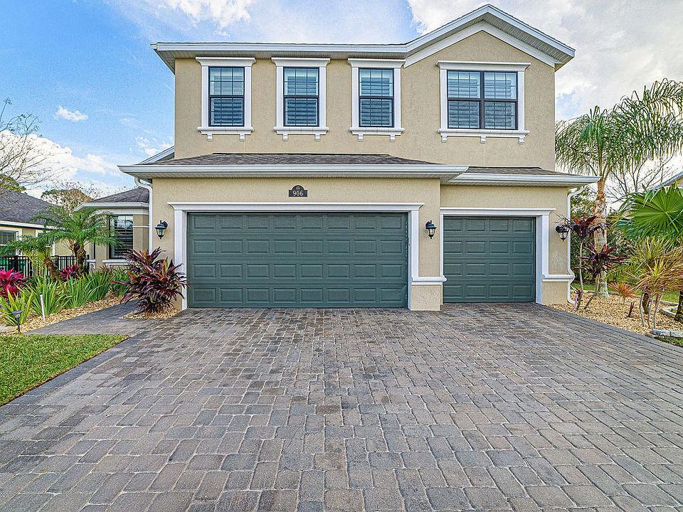 1st image of 906 Shiloh Dr