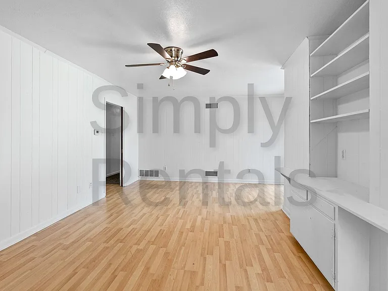 3500 Nashville Ave — Photo 7