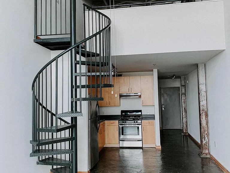 Mattress Factory Lofts — Photo 11