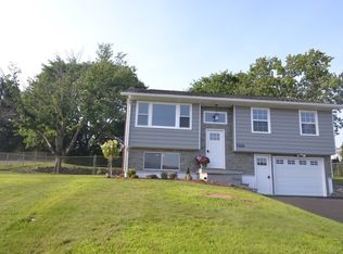 2117 Jill Ave, Endwell, NY 13760