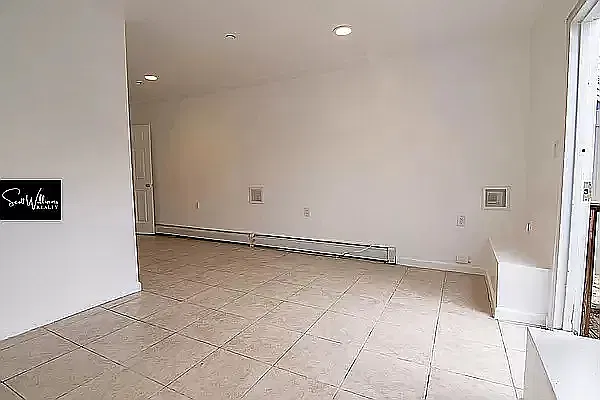 Rented by Scott Williams Realty LLC | media 18