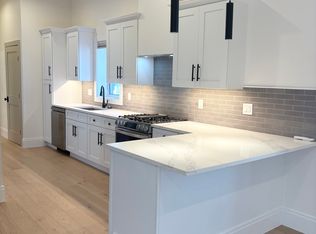 165 Pearl St APT 1, Portland, ME 04101