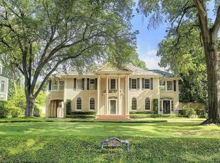 3240 Del Monte Dr, Houston, TX 77019