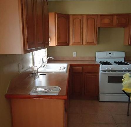 2nd image of 1466 Mithra St