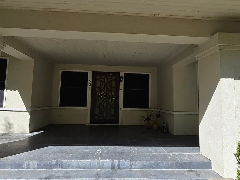 921 E Terrace Ave #A — Photo 4