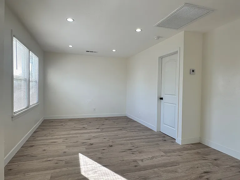 3136 Monterey St — Photo 6