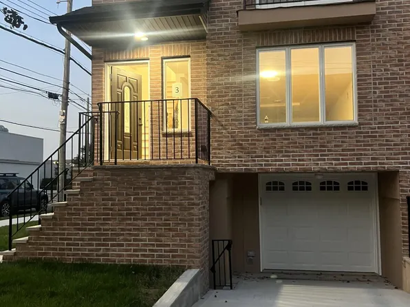3 Ina St, Staten Island, NY 10306