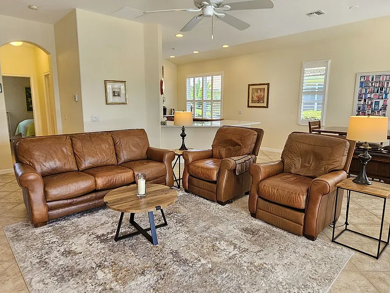 133 Treviso Ct — Photo 19