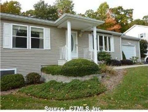 2nd image of 5 Hillcrest Dr