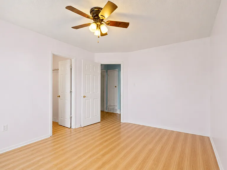 10331 Oak Leaf Dr — Photo 5