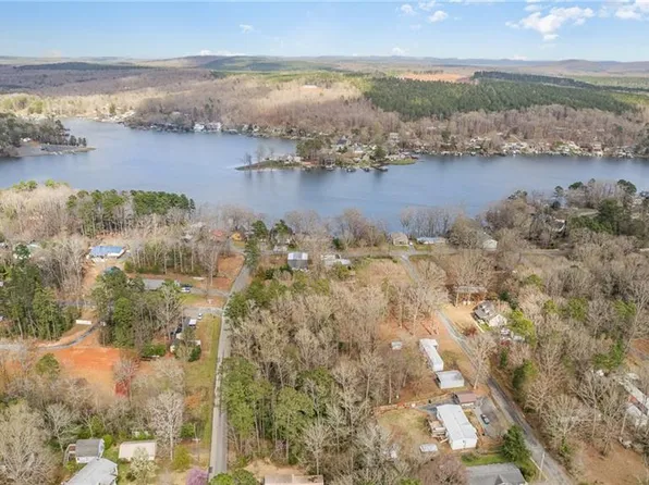 0 4th Ave, New London, NC 28127