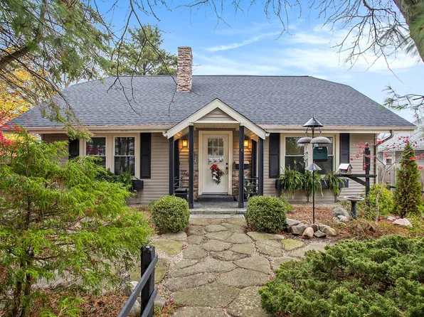 90 Elizabeth St, Battle Creek, MI 49017