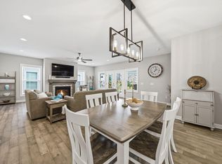 7660 Gateway Blvd, Powell, OH 43065