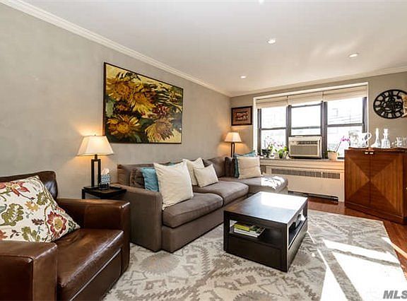 5th image of 1 Town House Pl APT 2F