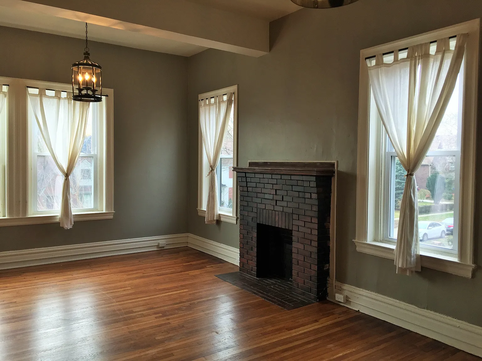 7033 Meade Place — Photo 2