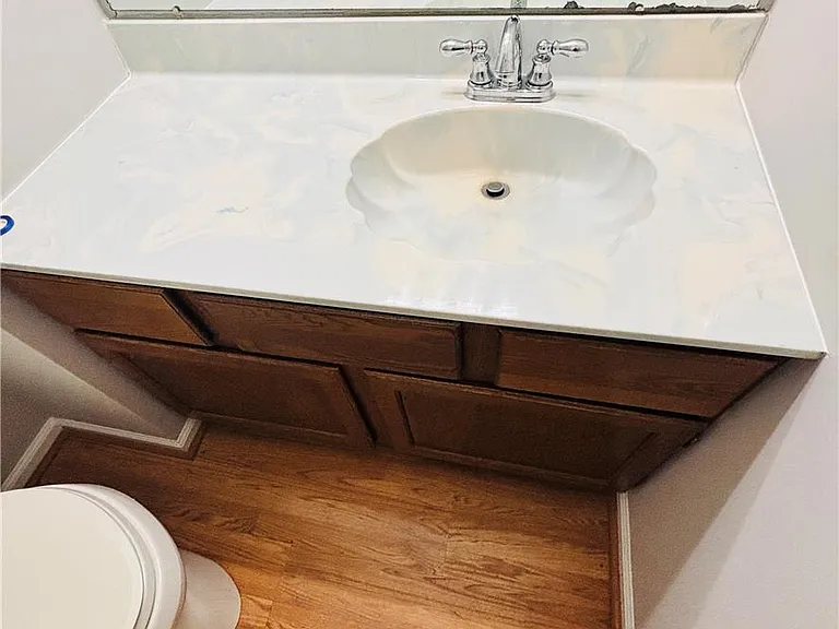 2427 Linksman Ln — Photo 15