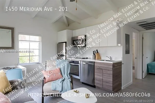 1450 Meridian Ave #201 — Photo 3