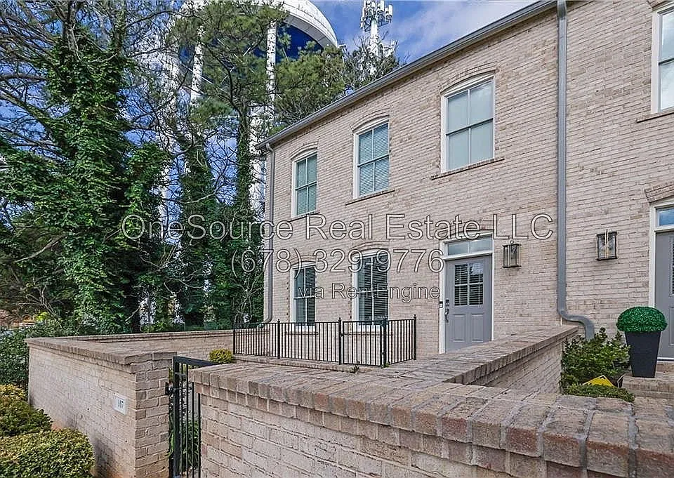 107 Old Orchard Ln