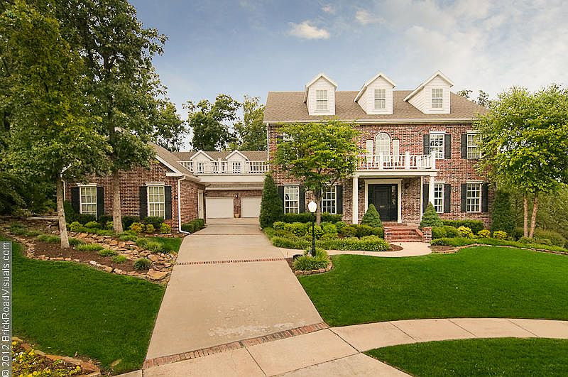 1st image of 1384 N Montview Dr