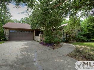 1216 Timbercreek Rd, Benbrook, TX 76126