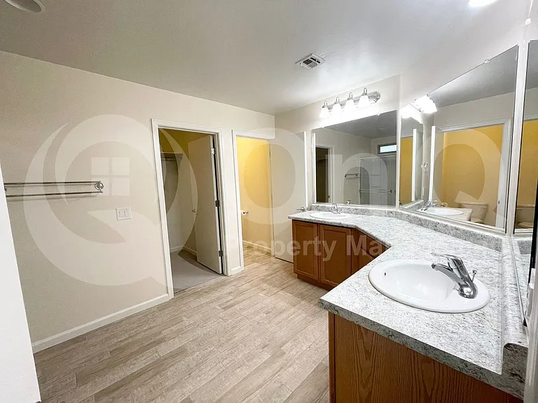 2006 W Thunder Pointe Dr — Photo 18