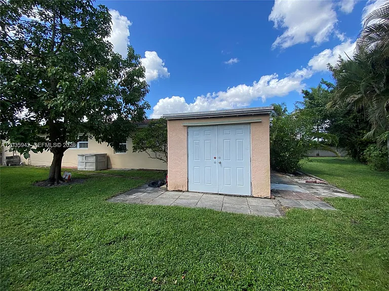 490 Bonaventure Blvd — Photo 25