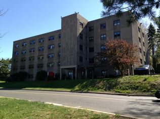 30 Framingham Dr #4G, Waterbury, CT 06705