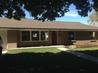 422 Pioneer Dr, Wenatchee, WA 98801