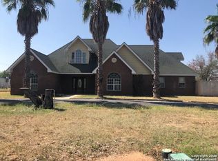 804 Quail Ridge St, Carrizo Springs, TX 78834