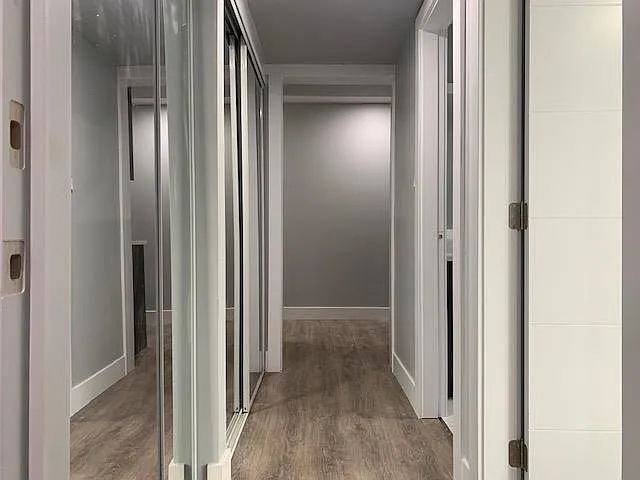 2 bed, 945 sqft, $2,200 — Photo 3