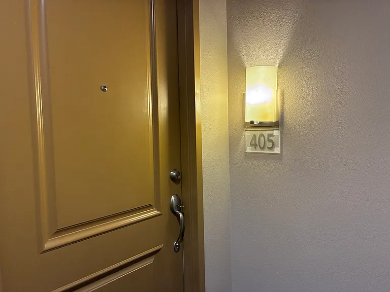 43 Agate Ave #405 — Photo 4