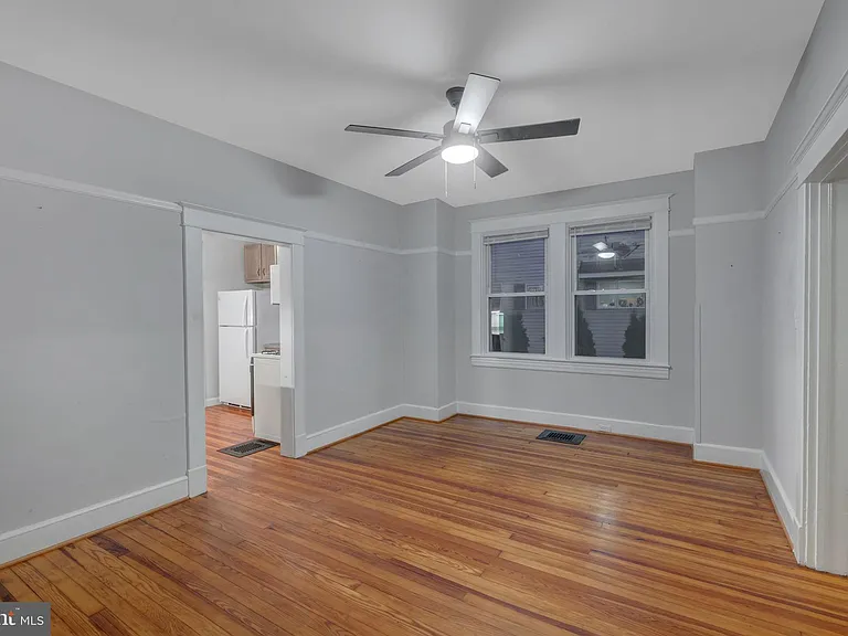 3704 Coolidge Ave — Photo 6
