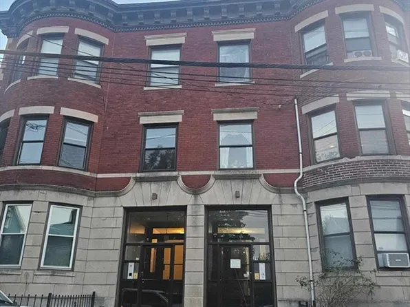 31 Homestead St #2, Boston, MA 02121