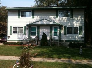 1629 Pennoyer Ave, Grand Haven, MI 49417