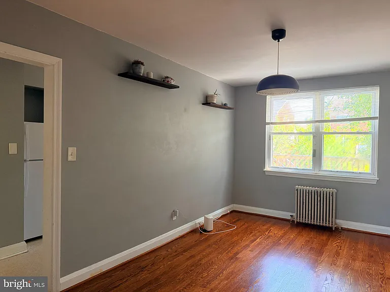 237 Linden Ave — Photo 9
