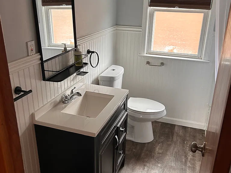 7457 Pearl Rd #B — Photo 7