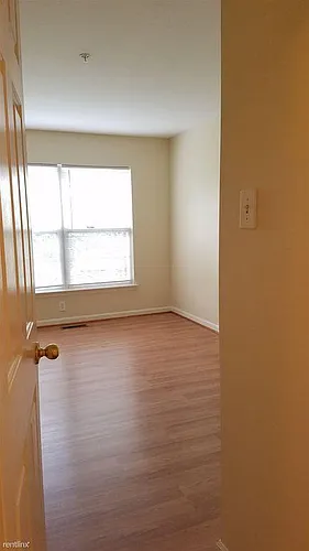 5208 Duke Ct Photo 1