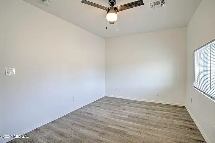 1033 S Fremont Ave — Photo 5