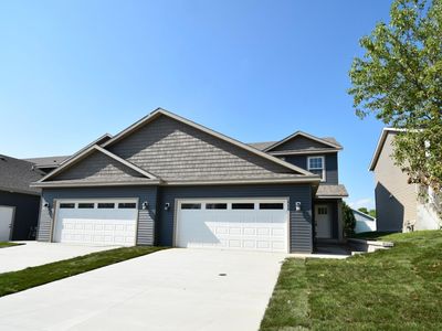 475 19th St, Zumbrota, MN, 55992