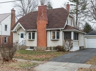 21 California Ave, Springfield, MA 01118
